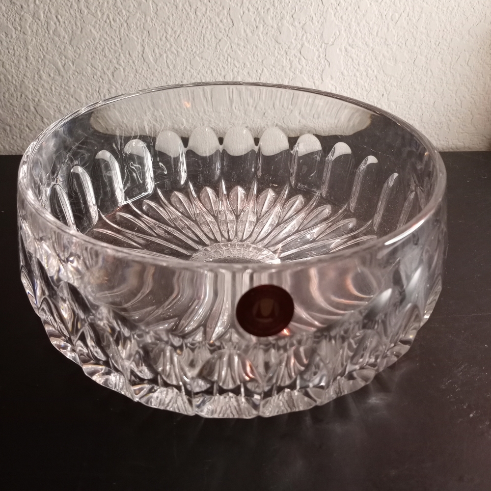 VTG Walther Germany Starburst Pattern 8" Clear Crystal Bowl.